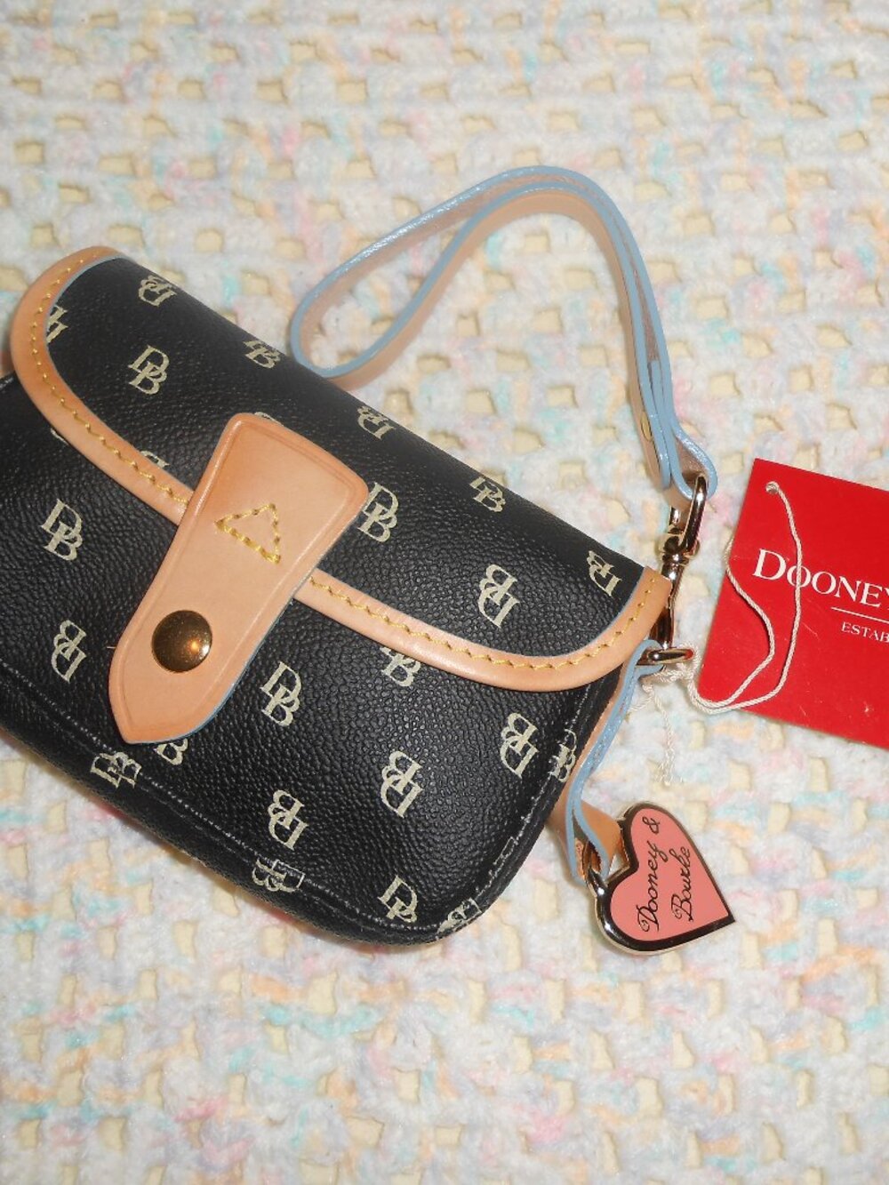 Dooney & Bourke Black Signature Logo Wristlet NWT